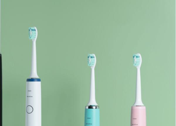 聲波牙刷沒有手動(dòng)刷牙干凈？震驚！原來真相是這個(gè)