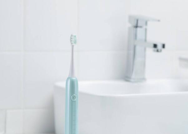 牙齒敏感能用電動牙刷嗎？敏感牙齒電動牙刷選擇