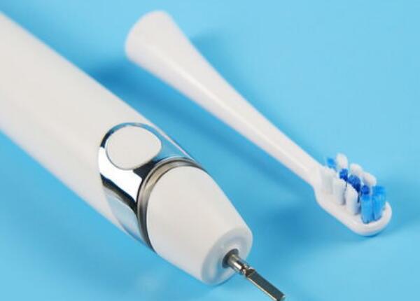 電動牙刷的刷頭一般多久換一個