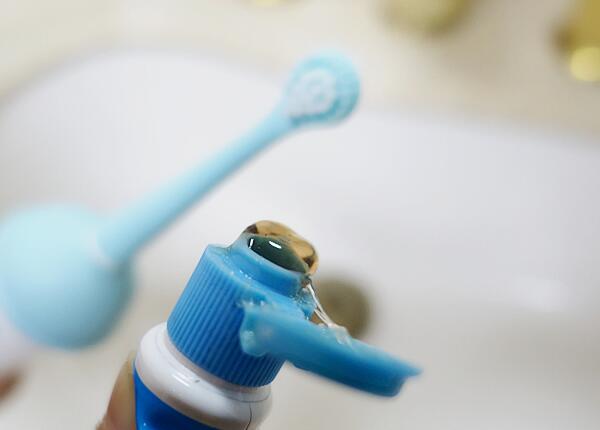 小孩用電動牙刷到底好不好 小孩用電動牙刷到底好不好