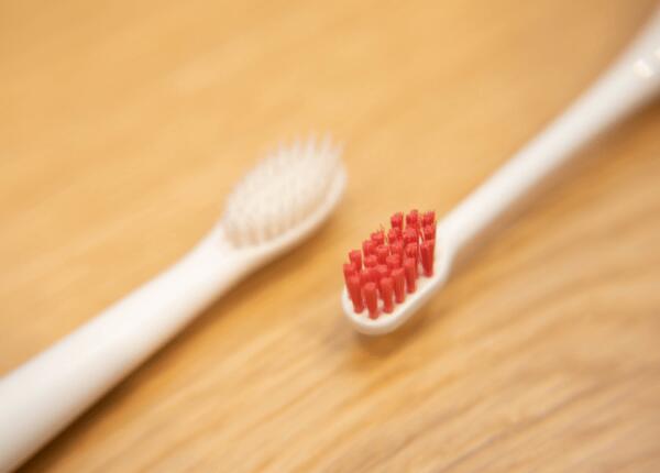 用手動牙刷出血怎么辦？告別牙齦出血小妙招