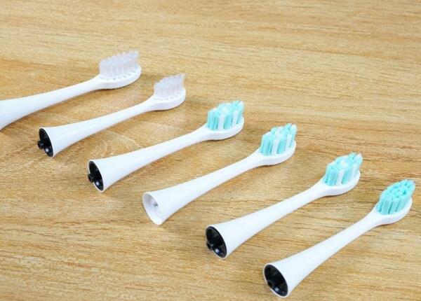 電動牙刷頭和非原裝刷頭的區別 電動牙刷頭和非原裝刷頭的區別